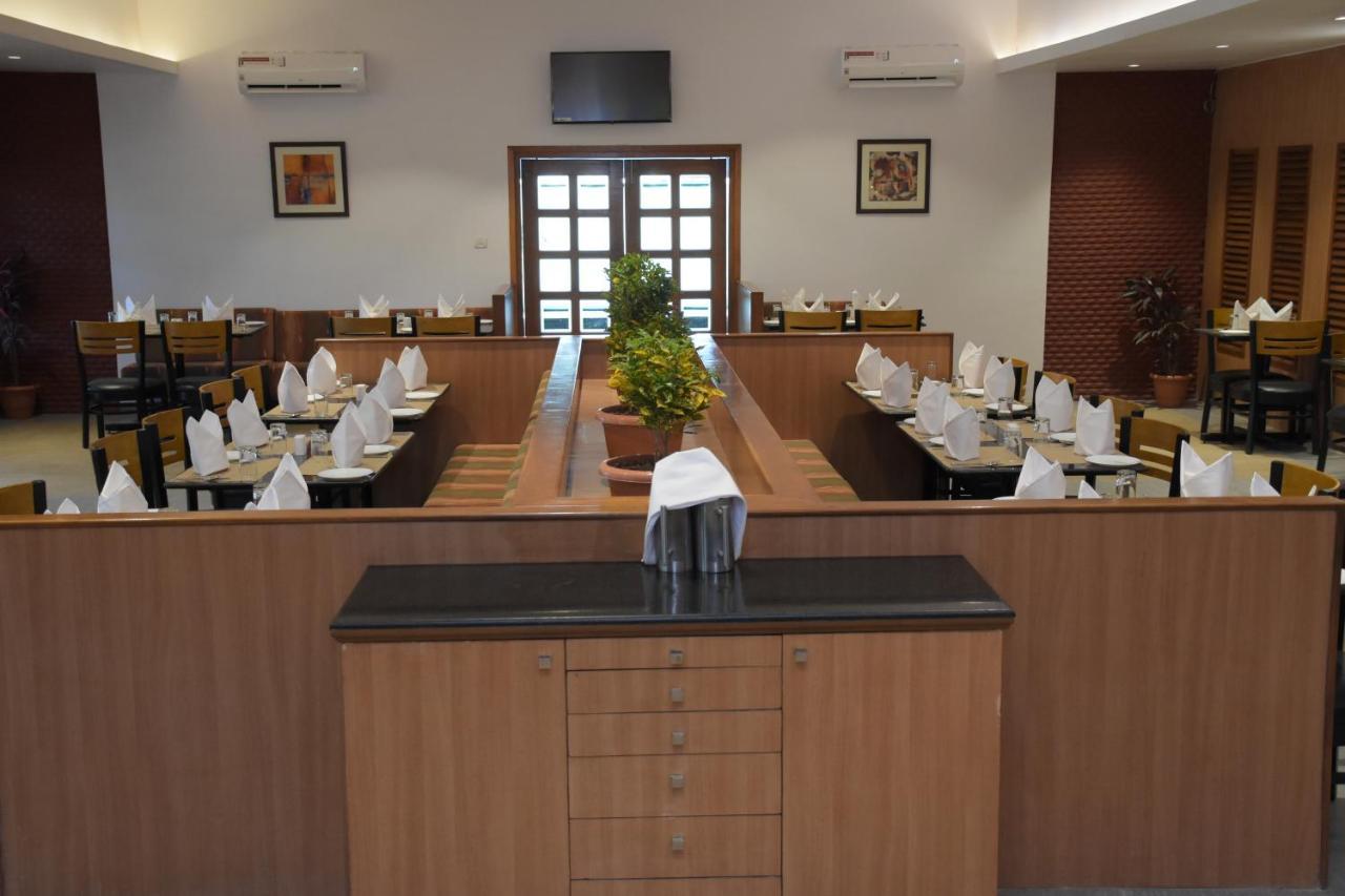 The Fern Sardar Sarovar Resort Kevadia, Gujarat Екстер'єр фото